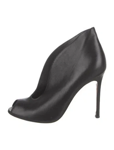 Pre-owned Gianvito Rossi Leather Boots In Black
