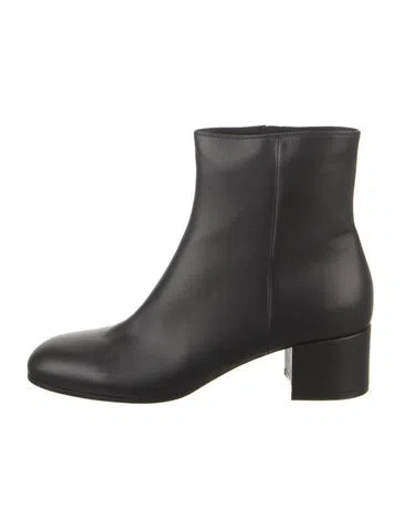 Pre-owned Gianvito Rossi Leather Boots In Black