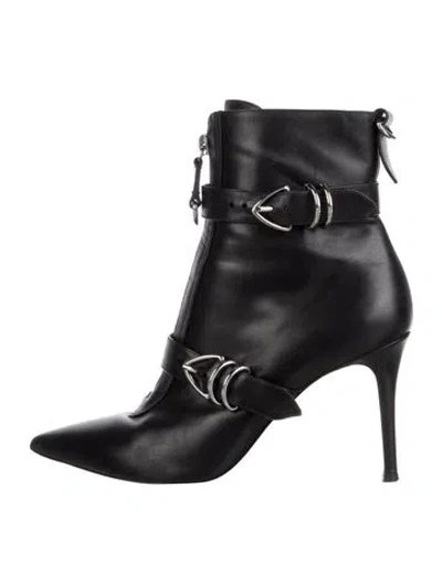 Pre-owned Gianvito Rossi Leather Boots In Black