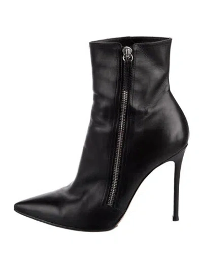 Pre-owned Gianvito Rossi Leather Boots In Black