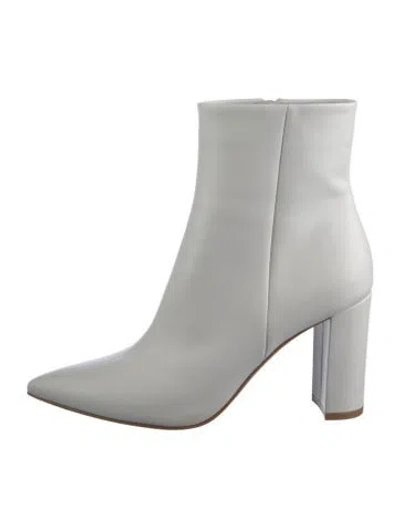Pre-owned Gianvito Rossi Leather Boots In White