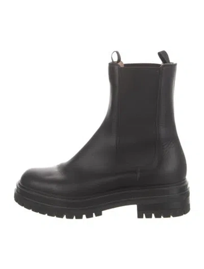 Pre-owned Gianvito Rossi Leather Chelsea Boots In Black