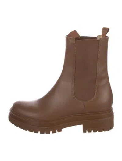 Pre-owned Gianvito Rossi Leather Chelsea Boots In Brown