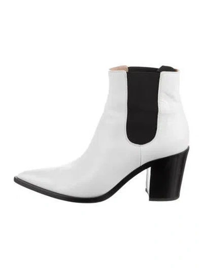 Pre-owned Gianvito Rossi Leather Chelsea Boots In White