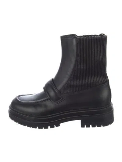 Pre-owned Gianvito Rossi Leather Combat Boots In Black