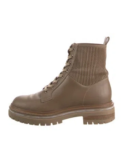 Pre-owned Gianvito Rossi Leather Combat Boots In Neutral