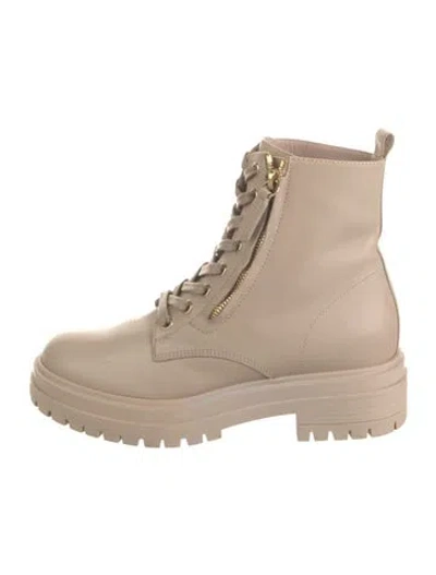 Pre-owned Gianvito Rossi Leather Combat Boots In Neutral
