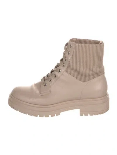 Pre-owned Gianvito Rossi Leather Combat Boots In Neutral