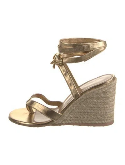 Pre-owned Gianvito Rossi Leather Espadrilles In Gold