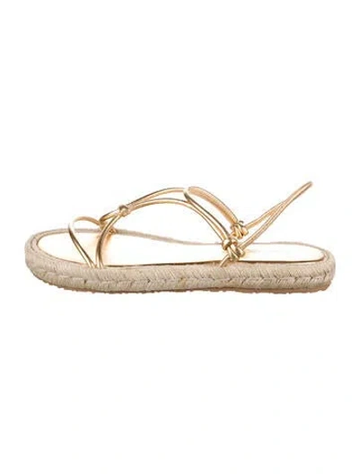 Pre-owned Gianvito Rossi Leather Espadrilles In Gold