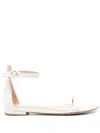 Gianvito Rossi Flache Sandalen In Weiss