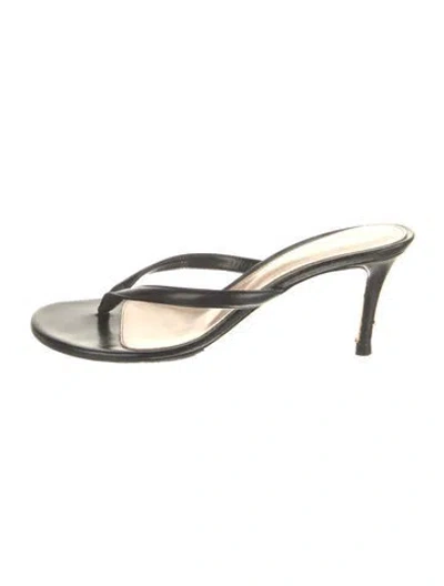 Pre-owned Gianvito Rossi Leather Flip Flops In Black