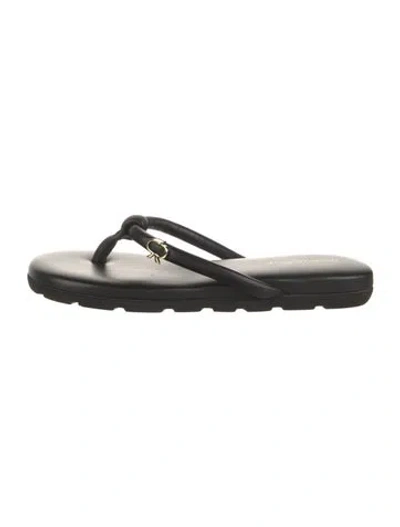 Pre-owned Gianvito Rossi Leather Flip Flops In Black