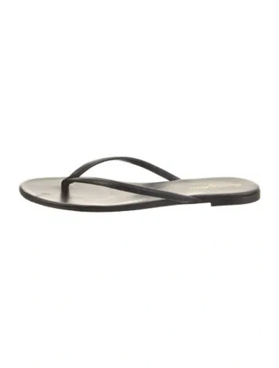 Pre-owned Gianvito Rossi Leather Flip Flops In White