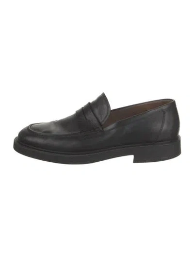 Pre-owned Gianvito Rossi Leather Loafers In Black
