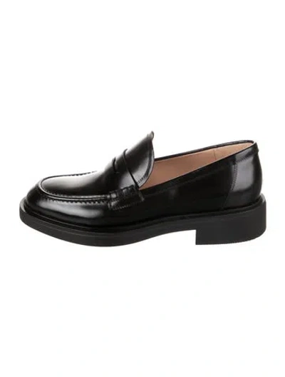 Pre-owned Gianvito Rossi Leather Loafers In Black