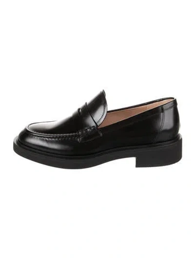Pre-owned Gianvito Rossi Leather Loafers In Black