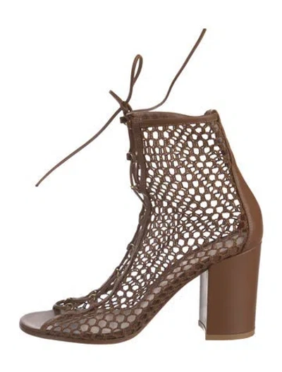Pre-owned Gianvito Rossi Leather Mesh Accents T-strap Pumps In Brown