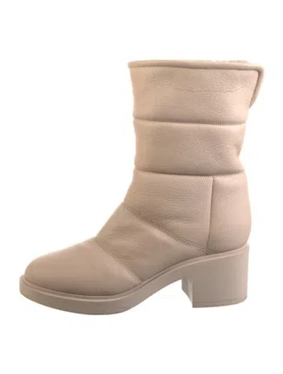 Pre-owned Gianvito Rossi Leather Moto Boots In Neutral