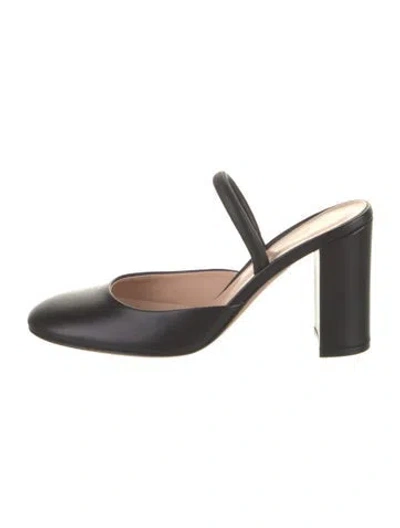 Pre-owned Gianvito Rossi Leather Mules In Black