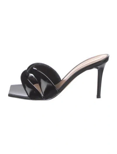Pre-owned Gianvito Rossi Leather Mules In Black