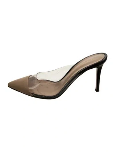 Pre-owned Gianvito Rossi Leather Mules In Neutral