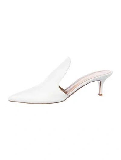 Pre-owned Gianvito Rossi Leather Mules In White