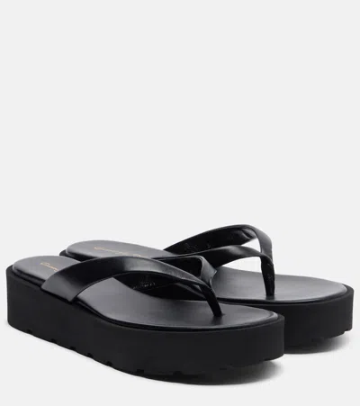 Gianvito Rossi Leather Platform Thong Sandals In Nude