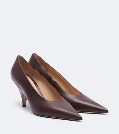 Gianvito Rossi Leather Pumps In Burgundy