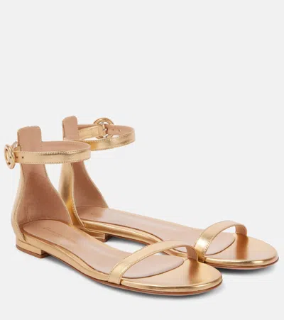 Gianvito Rossi Leather Sandals In Gold