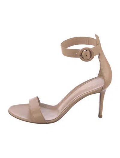 Pre-owned Gianvito Rossi Leather Sandals In Pink