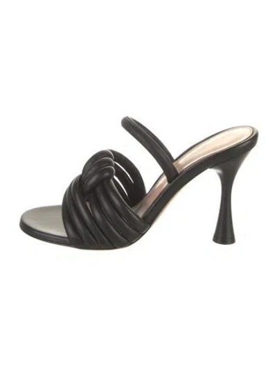Pre-owned Gianvito Rossi Leather Slides In Black