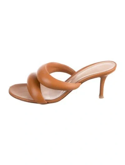 Pre-owned Gianvito Rossi Leather Slides In Brown