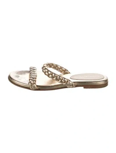 Pre-owned Gianvito Rossi Leather Slides In Gold