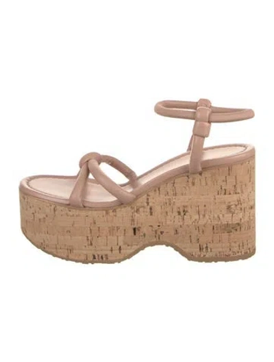 Pre-owned Gianvito Rossi Leather Slides In Neutral