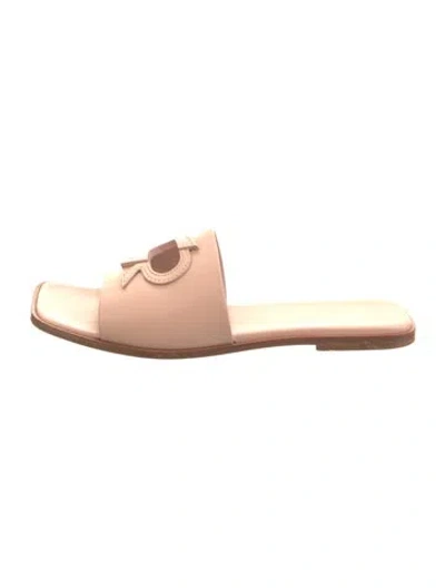 Pre-owned Gianvito Rossi Leather Slides In Neutral