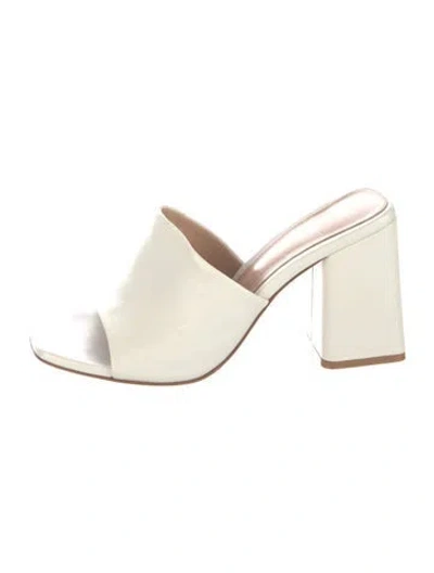 Pre-owned Gianvito Rossi Leather Slides In Neutrals/white