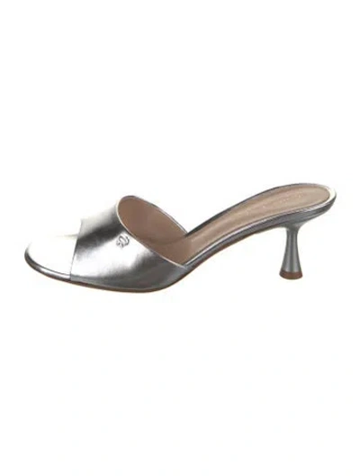 Pre-owned Gianvito Rossi Leather Slides In Silver