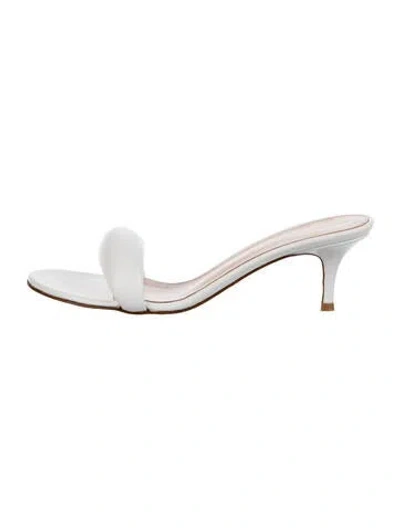 Pre-owned Gianvito Rossi Leather Slides In Silver