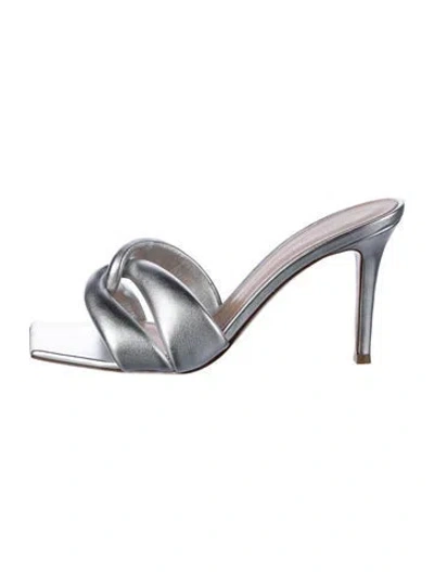 Pre-owned Gianvito Rossi Leather Slides W/ Tags In Silver