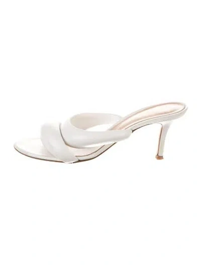 Pre-owned Gianvito Rossi Leather Slides In White
