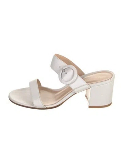 Pre-owned Gianvito Rossi Leather Slides In White