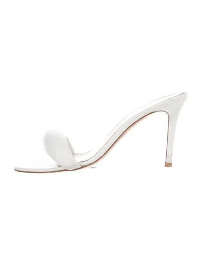 Pre-owned Gianvito Rossi Leather Slides In White