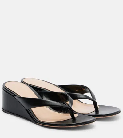 Gianvito Rossi Leather Wedge Thong Sandals In Black