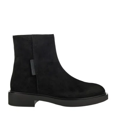 Gianvito Rossi Logo Short Boots In Black