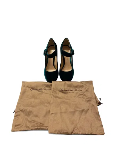 Pre-owned Gianvito Rossi Lorraine Velvet Pumps In Green