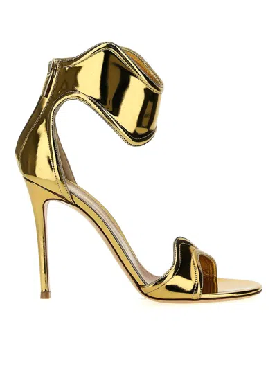Gianvito Rossi Lucrezia Sandals In Gold