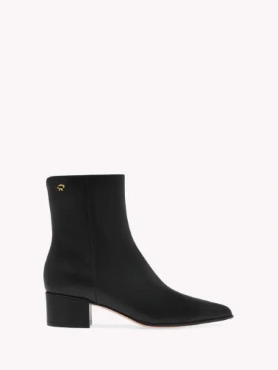 Gianvito Rossi Lyell 45 Ankle Boots In Black