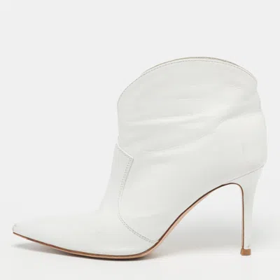 Pre-owned Gianvito Rossi Mable Size 37.5 White Leather Ankle Length Boots