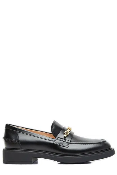 Gianvito Rossi Martine Round Toe Loafers In Dvd Nero